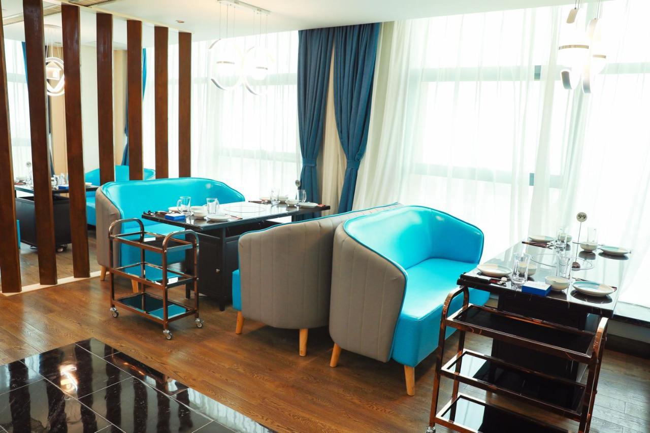 Days Hotel & Suites China Town---Five Minutes To Reach Changsha Station, The Metro Line 2 & Line 6 Are Nearby,Free Gym & Laundromat,Chinese And Western Buffet Breakfast Is Offered On The 31St Floor ภายนอก รูปภาพ
