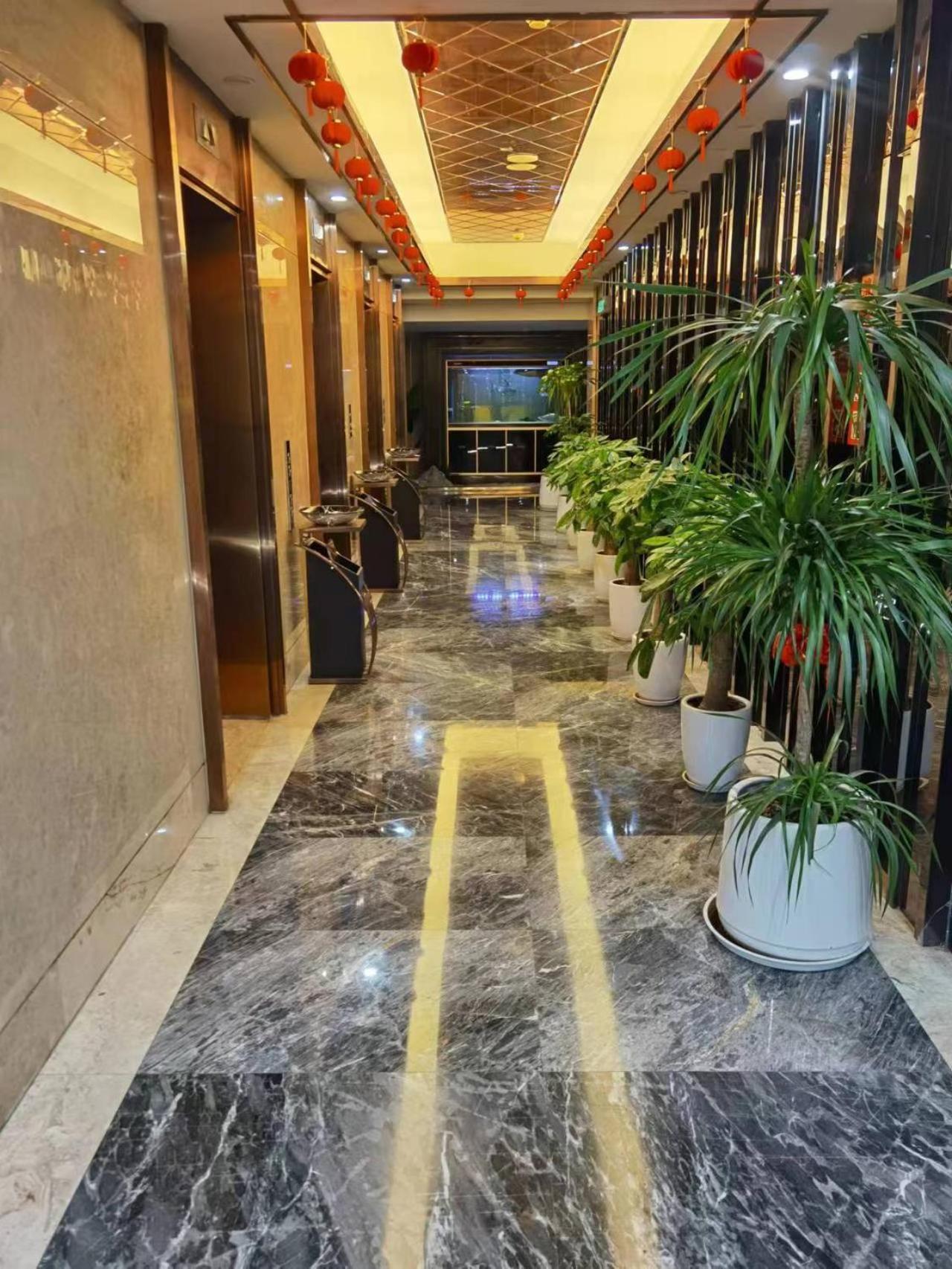 Days Hotel & Suites China Town---Five Minutes To Reach Changsha Station, The Metro Line 2 & Line 6 Are Nearby,Free Gym & Laundromat,Chinese And Western Buffet Breakfast Is Offered On The 31St Floor ภายนอก รูปภาพ